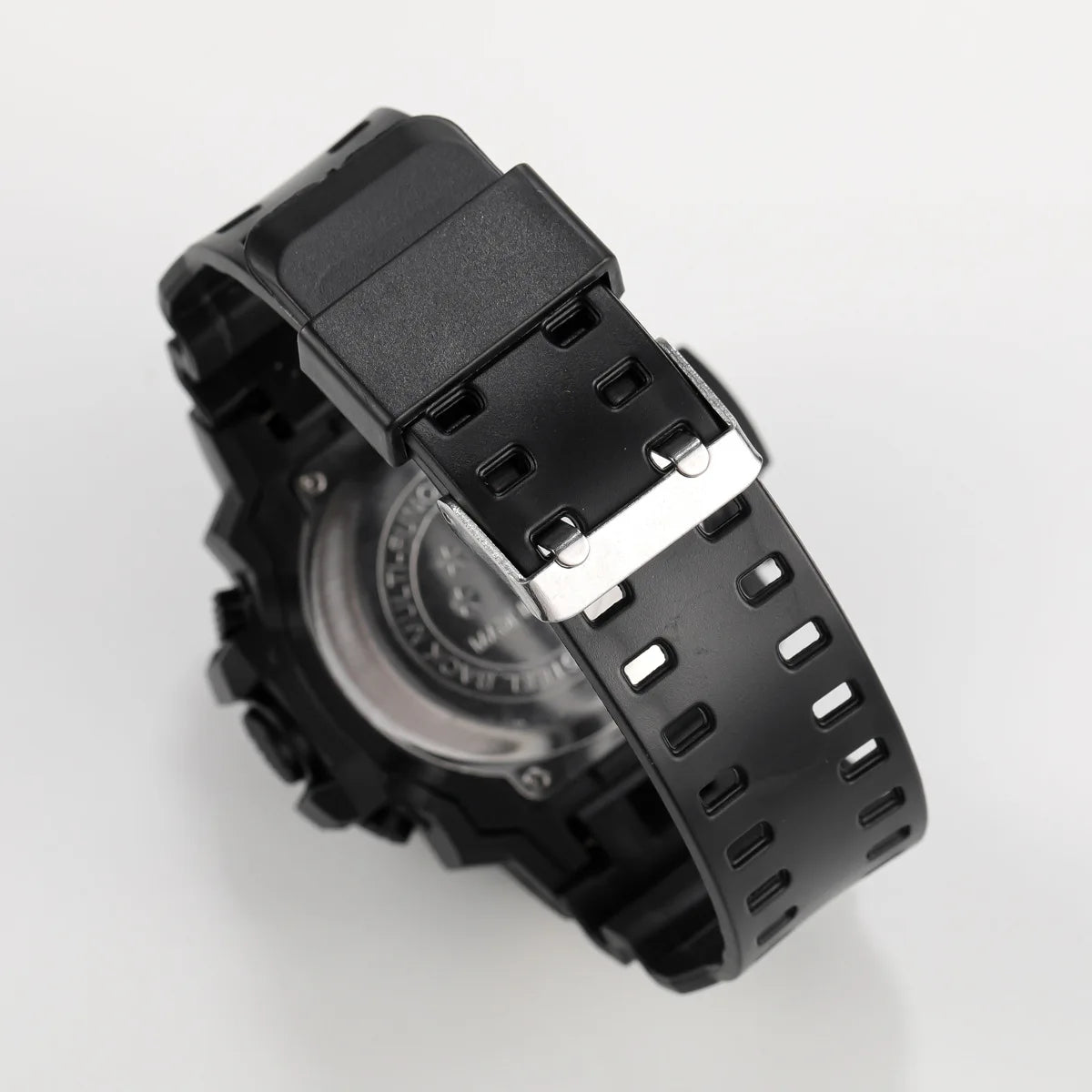 "Military Sports Watch - Waterproof, Luminous & Multifunctional"