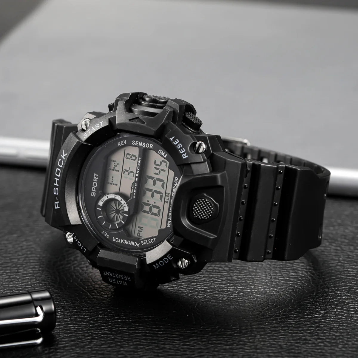"Military Sports Watch - Waterproof, Luminous & Multifunctional"